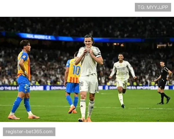 足坛风云预,维拉险赢曼,利物浦对热,香港马会,赛程安排,赛果查询,马匹资料,赛事动态